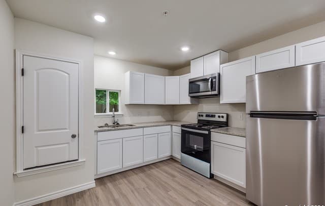 7302 Mary Abbott Unit 205 — photo 5