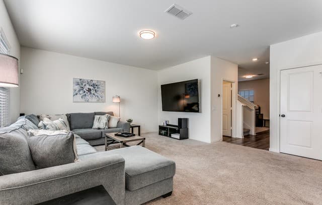 3-bedroom rental at 12528 Corona Borealis in San Antonio, TX — photo 4