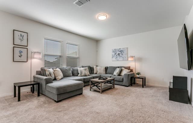 3-bedroom rental at 12528 Corona Borealis in San Antonio, TX — photo 5