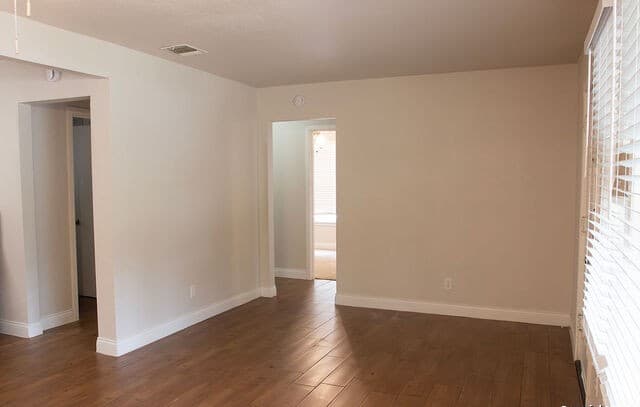 4618 Neer — photo 5