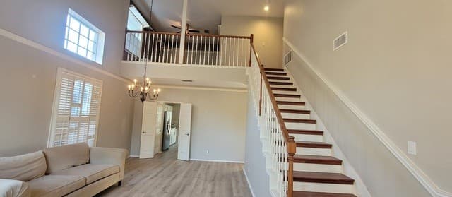 422 Shadowbluff — photo 4