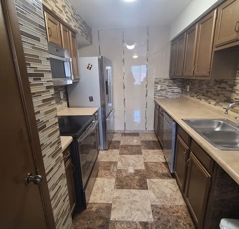 12020 Maplerock — photo 3