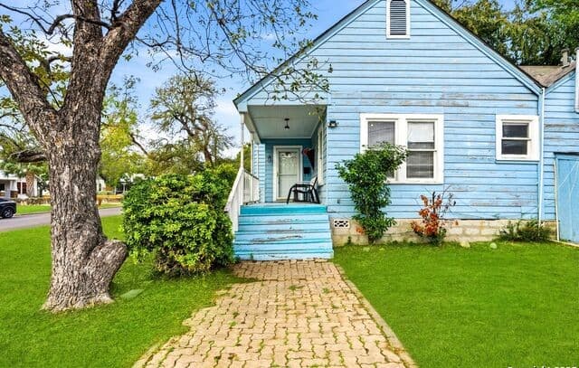 479 E Magnolia — photo 3