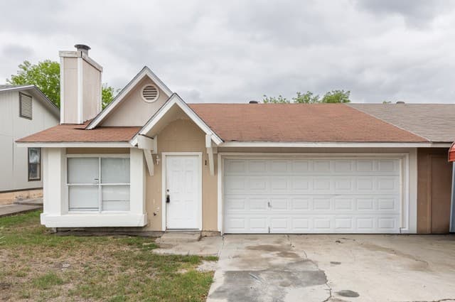 3-bedroom rental at 9643 Bratton in San Antonio TX