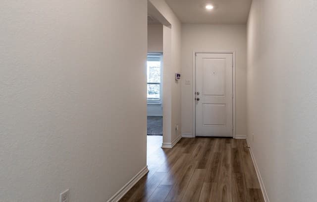 3-bedroom rental at 14715 Gecko Landing in San Antonio, TX — photo 5