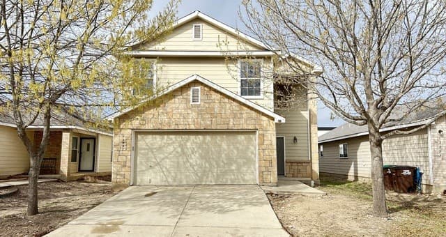 3-bedroom rental at 12227 Autumn Cherry in San Antonio TX