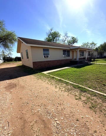 4926 Alma Unit 2 — photo 1