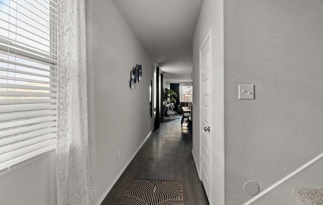 2407 N Applewhite — photo 4