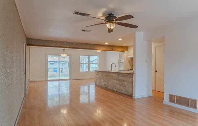 5103 Guinevere — photo 5