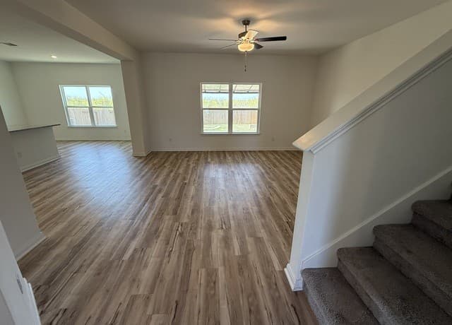 4-bedroom rental at 11978 Luckey Villa in San Antonio, TX — photo 2
