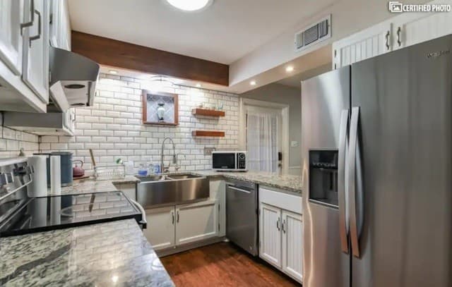 105 Gladiola Unit B — photo 4