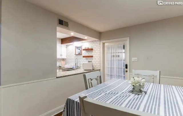 105 Gladiola Unit B — photo 5