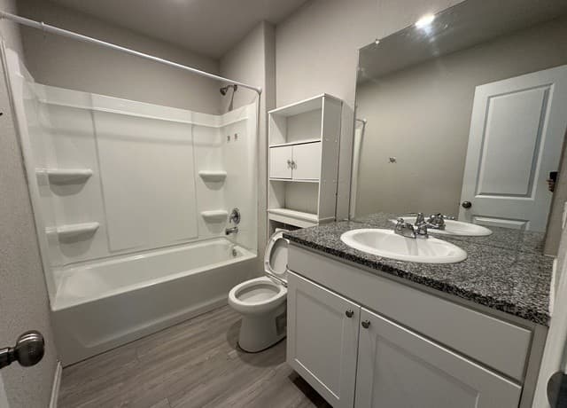 10754 Prusiner — photo 5