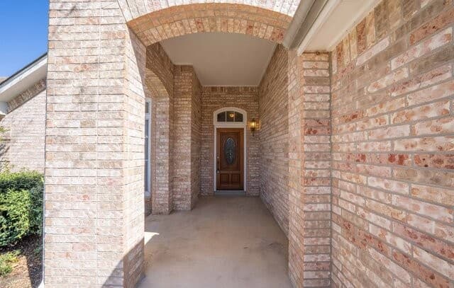 3-bedroom rental at 1435 Bluff Forest in San Antonio, TX — photo 3