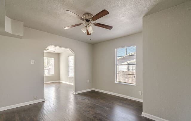 2323 Arbor Place Unit 3 — photo 3