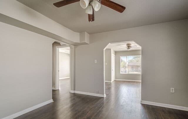2323 Arbor Place Unit 3 — photo 4