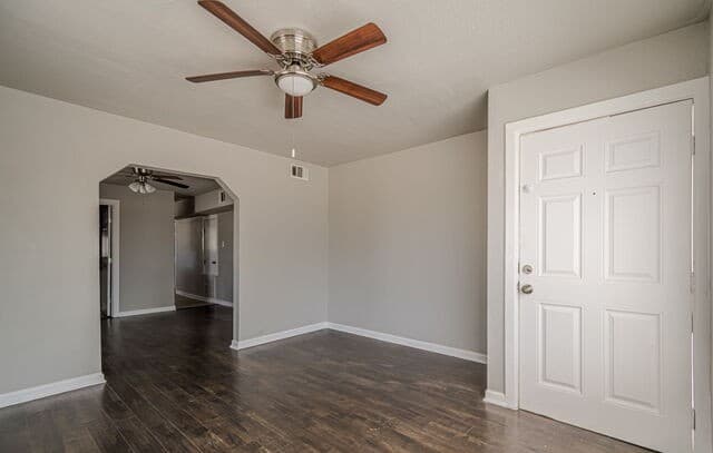 2323 Arbor Place Unit 3 — photo 5