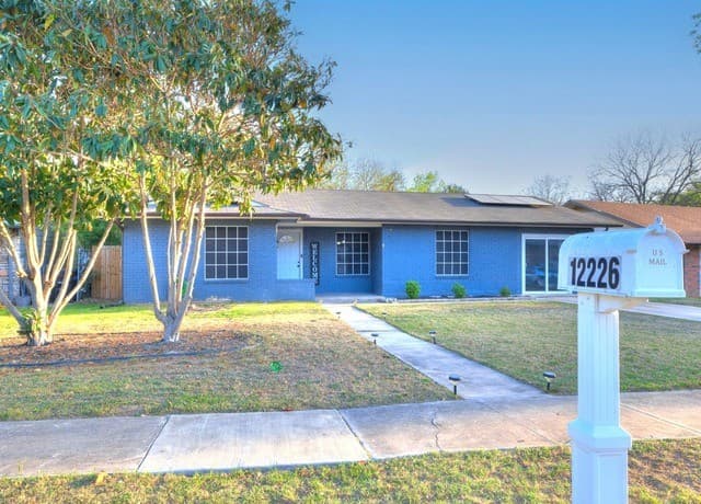 12226 La Barca — photo 3