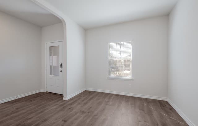 2926 Wentwood — photo 2