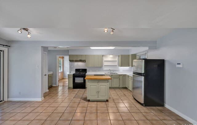 414 Laramie Dr — photo 4