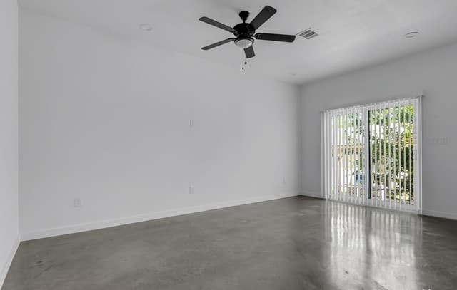 915 Piedmont Ave — photo 4