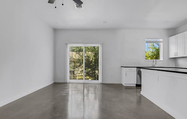 915 Piedmont Ave — photo 5