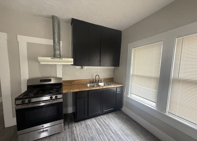 507 Cantrell Unit A — photo 1