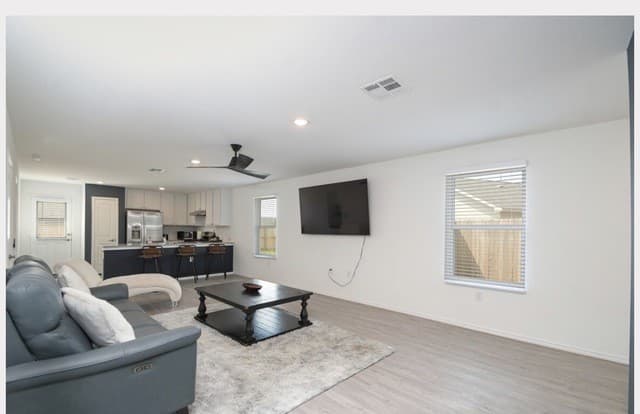 10203 Asta Trail — photo 3