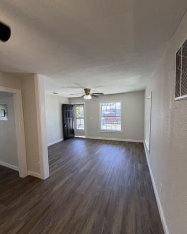 607 Brunswick — photo 2