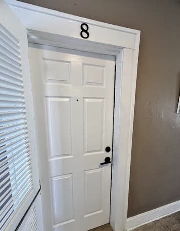 128 W Magnolia Ave Unit 8 — photo 5