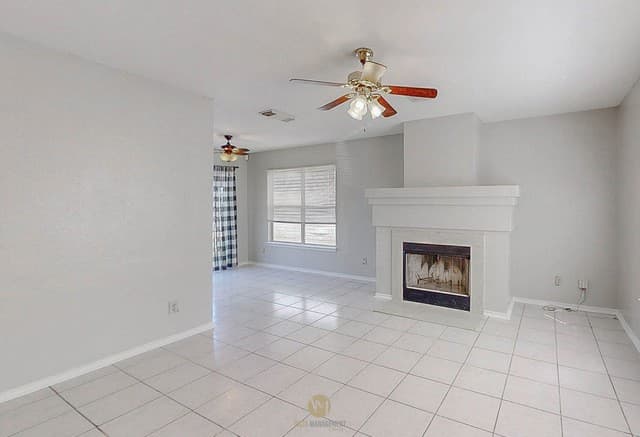 2-bedroom rental at 9939 Permian Bay in San Antonio, TX — photo 3