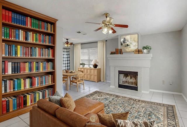 2-bedroom rental at 9939 Permian Bay in San Antonio, TX — photo 4