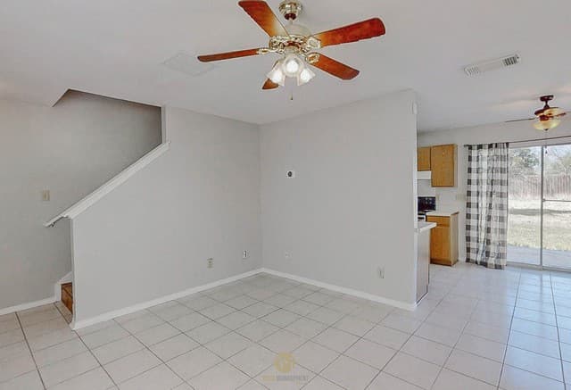 2-bedroom rental at 9939 Permian Bay in San Antonio, TX — photo 5