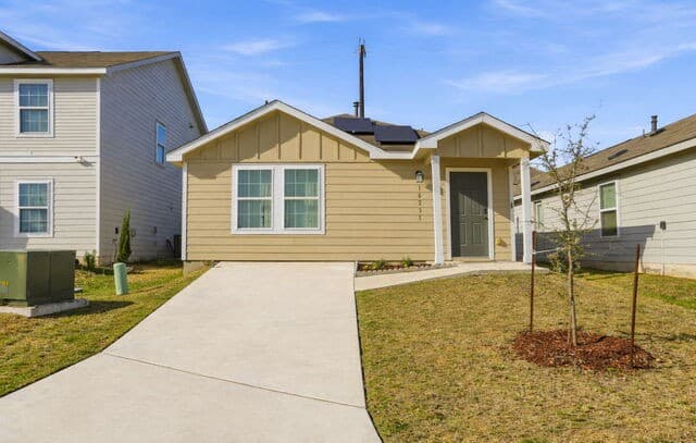 3-bedroom rental at 10231 Mesa Medina in San Antonio TX