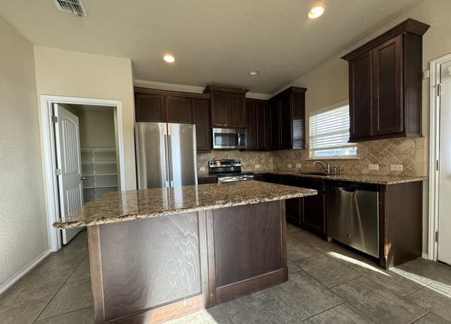 9634 Legislation — photo 3