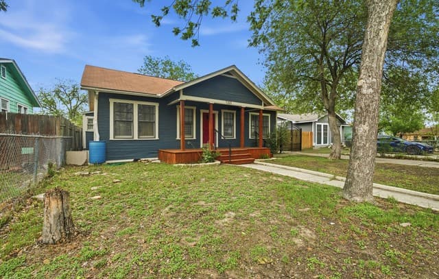 1331 Wildwood — photo 2