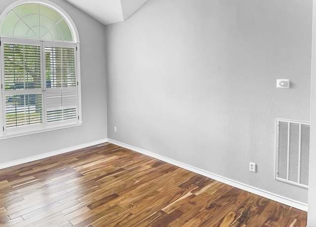 71 Wolfeton Way — photo 3