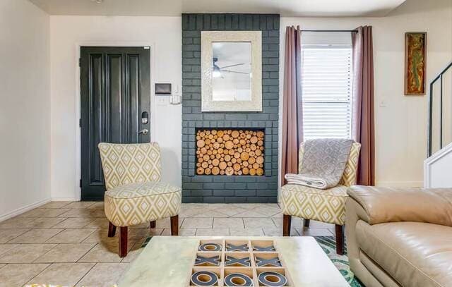 6857 Betty Levy — photo 2