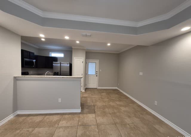 13903 Annas Way Unit 104 — photo 3