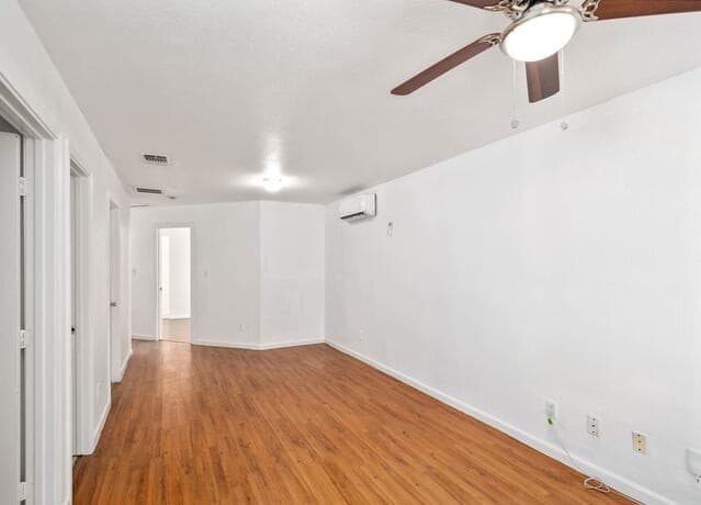 508 Randall — photo 3