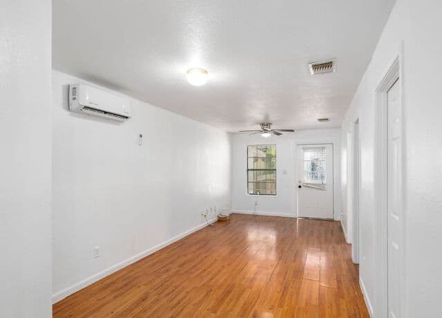 508 Randall — photo 5