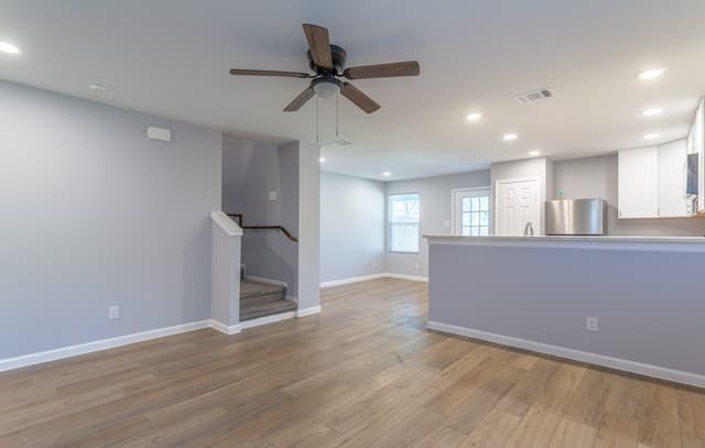 315 Bundy St Unit 2 — photo 3