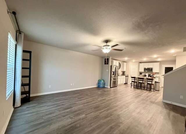 627 Retama Pass — photo 4