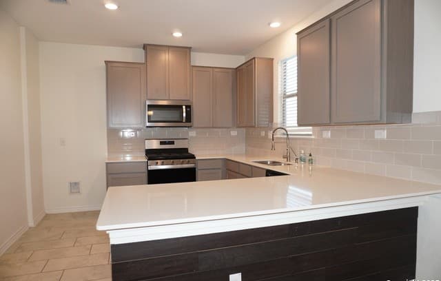 4809 Park Gln — photo 5