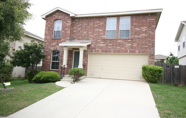 3-bedroom rental at 5615 Canaan Cross in San Antonio TX