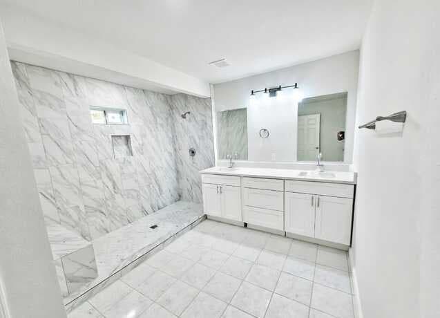 4150 Commercial — photo 3