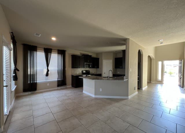 216 Campfire Way — photo 4