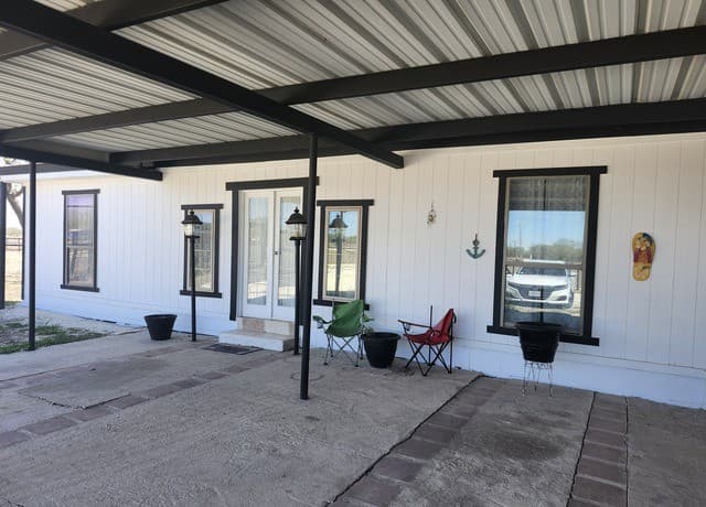 1010 Co Rd 6710 — photo 2