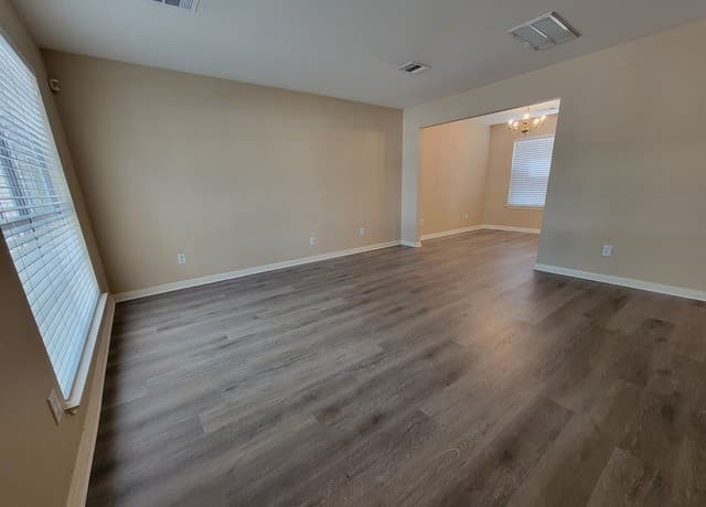 7519 Redman — photo 3