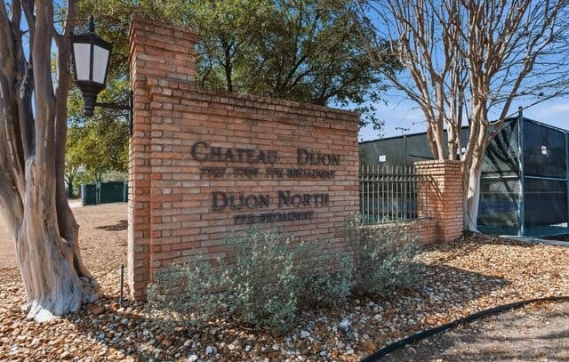 7709 Broadway Unit 121 — photo 1